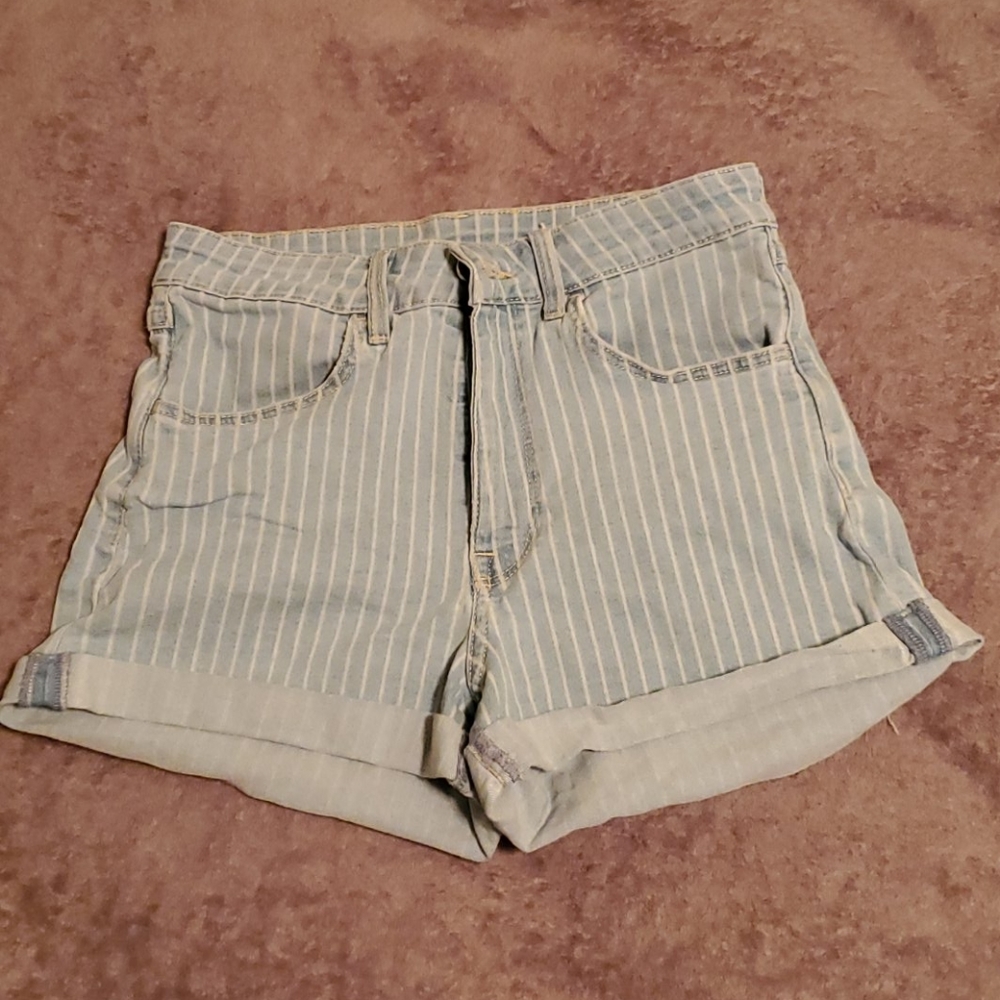 H&M pin strip shorts